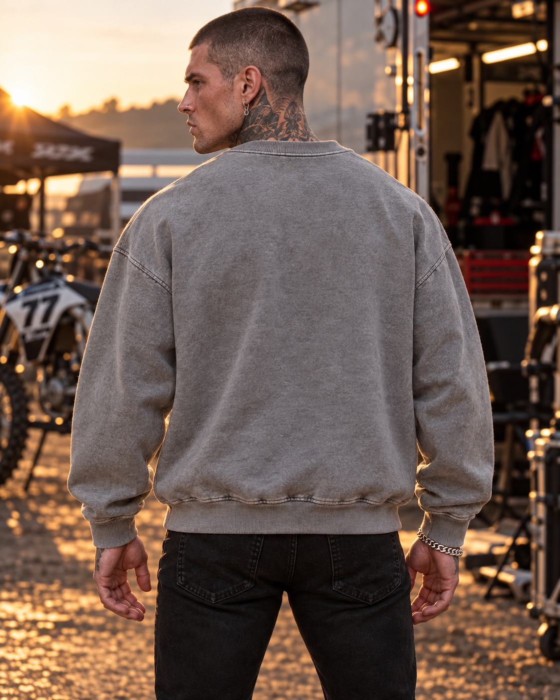 SNOW-WASHED STROKER | Men's Oversized Crewneck